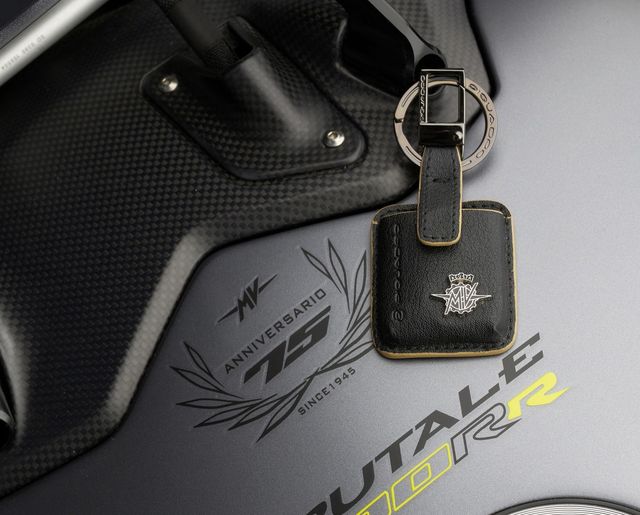 MV AGUSTA x PIQUADRO Leather Keyholder - Connequ Tracking System