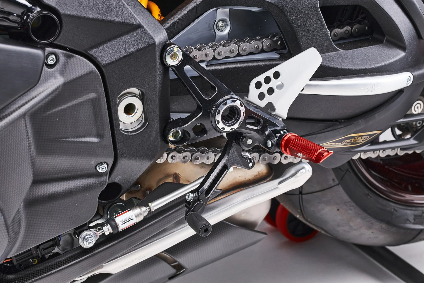 MV AGUSTA Red Footrest Set